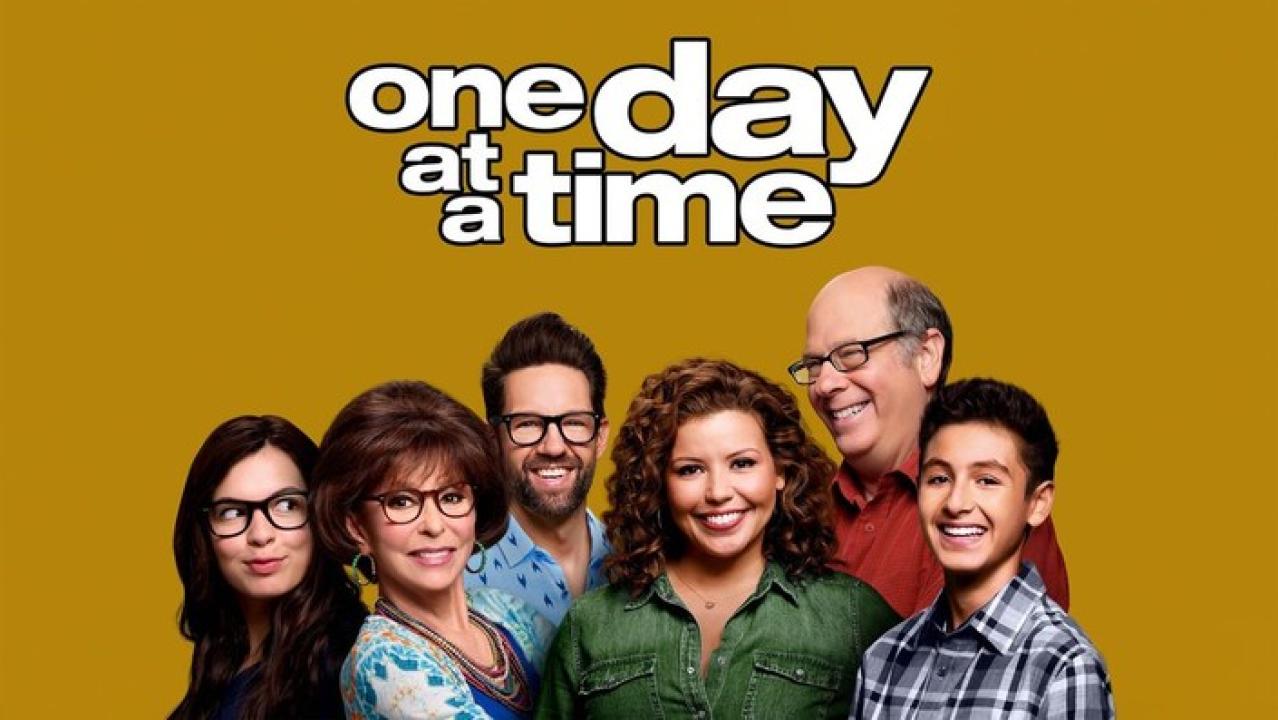 مسلسل One Day at a Time الموسم الثالث الحلقة 2 الثانية مترجمة